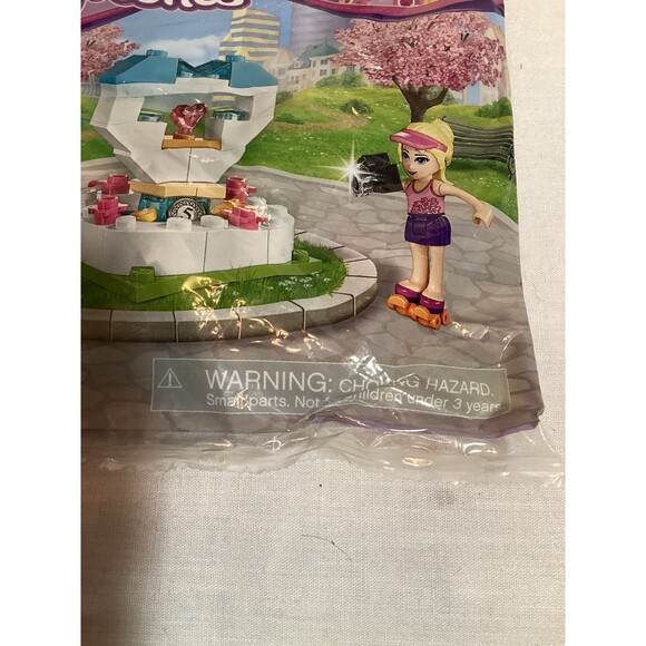 LEGO Friends # 30204 WISHING FOUNTAIN Stephanie New in Polybag X3 Unopened Sets - Picture 5 of 8